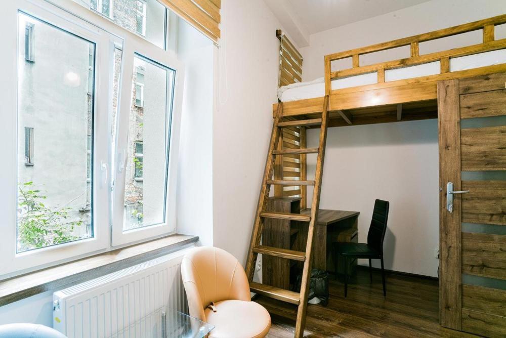 Cozy & Big Rooms In Old Town Krasków Eksteriør bilde